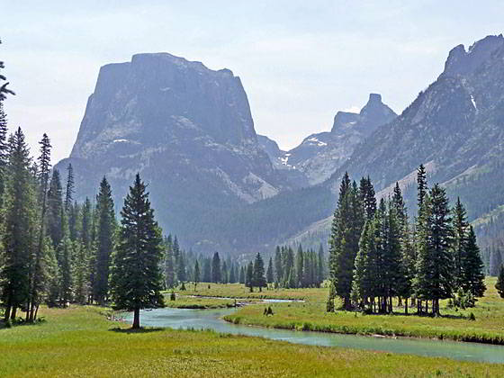 Beautiful  view of Squaretop Mountain